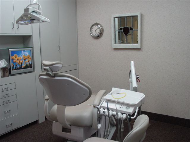 Dr. Robert Drew Schick, DDS Southwest Dental Group Operatory